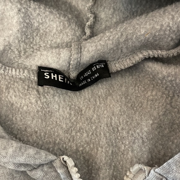 Shein sweatshirt lot. Size small. - Picture 7 of 7